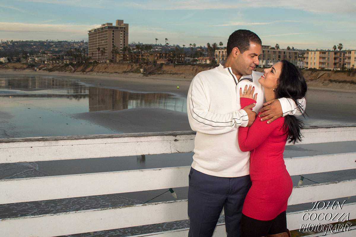 couples portraits in pacific beach by san diego photographer john cocozza photography