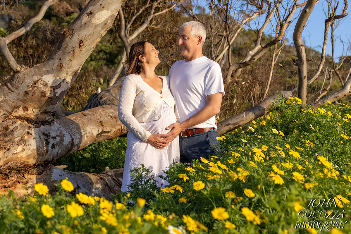 maternity pictures in sunset cliffs by san diego photographer john cocozza photography