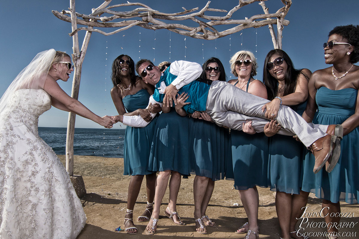 wedding pictures at sunset cliffs by san diego photographer john cocozza photography