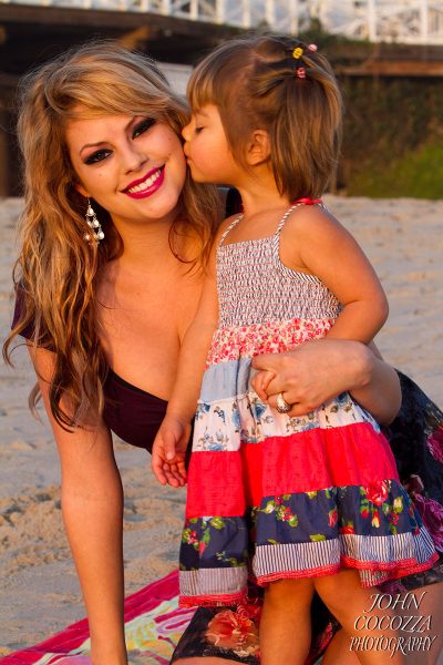 family pictures in pacific beach by john cocozza photography