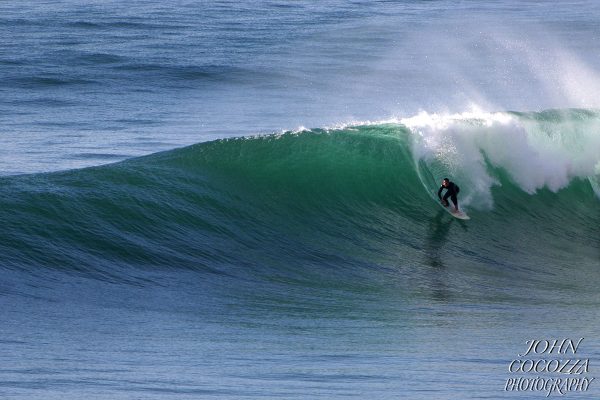 surfing photographer at blacks beach in la jolla by john cocozza photography