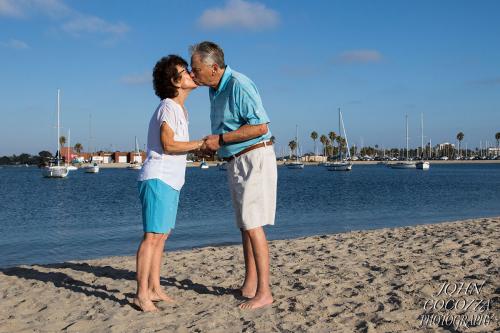 family photos at mission beach in san diego by john cocozza photography