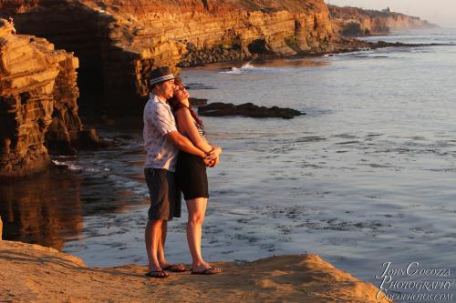family photos at sunset cliffs in san diego by john cocozza photography