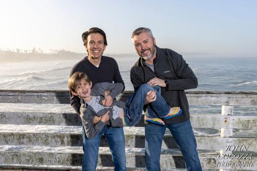family pictures at crystal pier in pacific beach by john cocozza photography