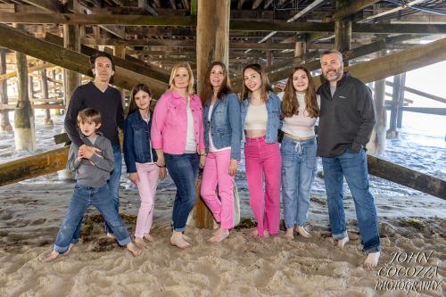family pictures at crystal pier in pacific beach by john cocozza photography