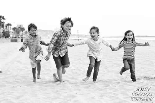 family pictures in mission beach by san diego photographer john cocozza