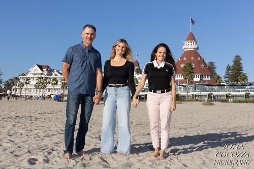 family pictures at coronado in san diego by john cocozza photography