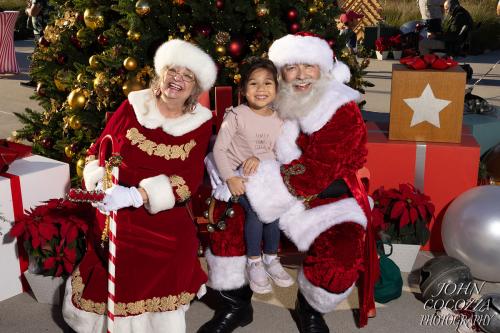 santa portrait photographer in san diego by john cocozza photography